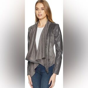 BLANK NYC Draped Front faux vegan leather suede moto jacket with drape shawl Med